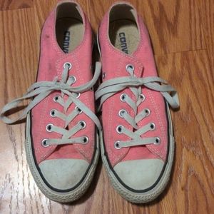Pink converse